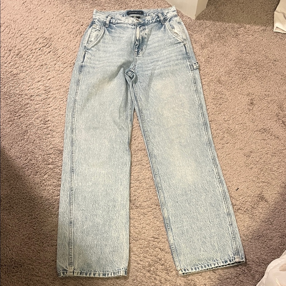 Aeropostale Light Wash Straight Leg Jeans